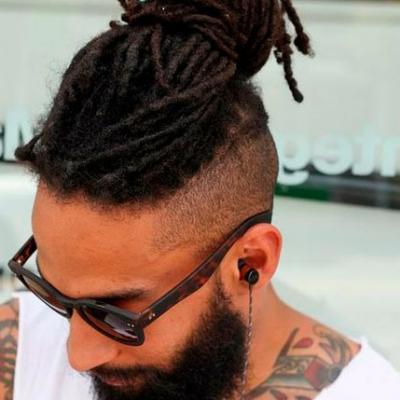 Прическа Top knot